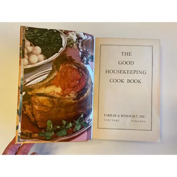 The Good Housekeeping Vintage Collectable Hardcover Cookbook 1942 Edition - Picture 5 of 10